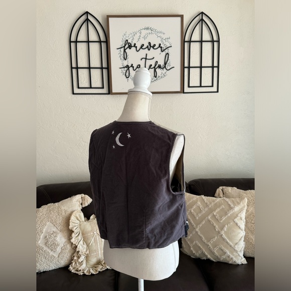 Vintage Christopher & Banks Star - Moon Print Vest Size Large - Picture 5 of 14